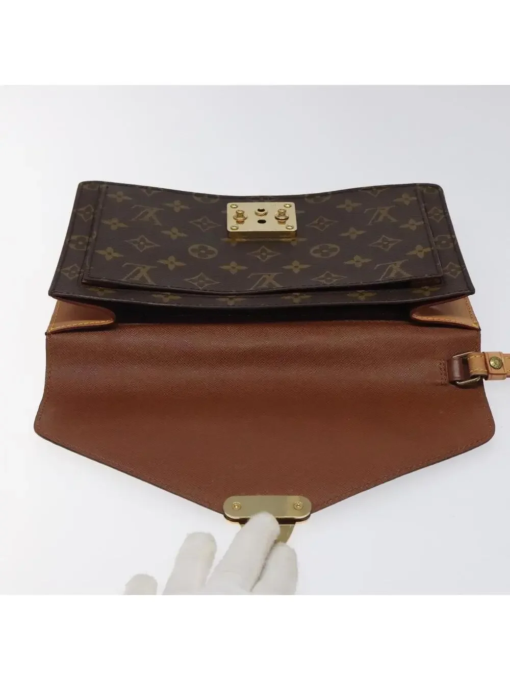 Louis Vuitton piece re